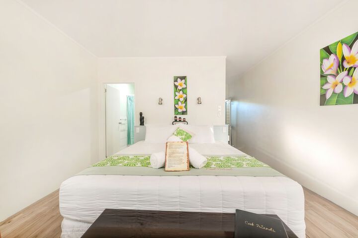 Room 4 of 117