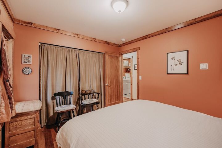 Room 3 of 40