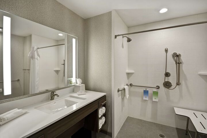 Bathroom shower