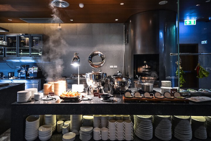 Breakfast/Coffee Service 93 of 122