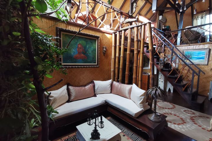 Lounge 321 of 404