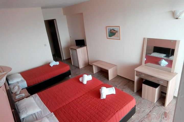 Room 3 of 14