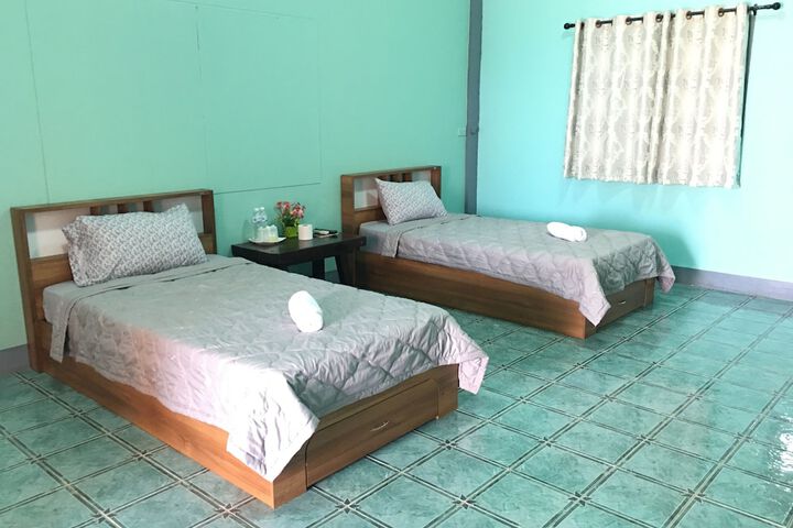 Room 21 of 53
