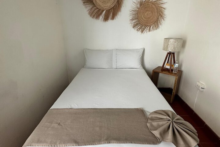 Room 6 of 26