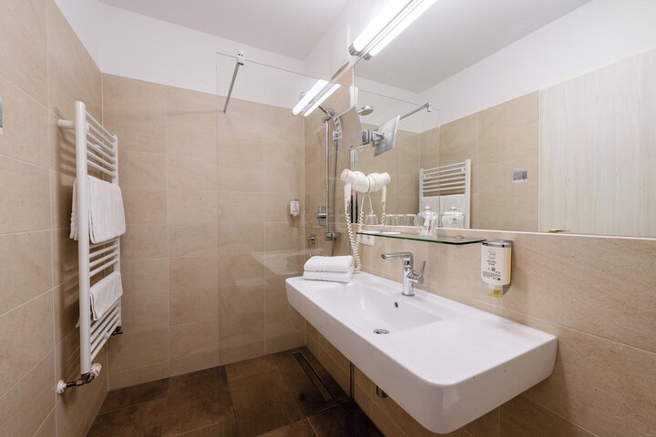 Bath Photo