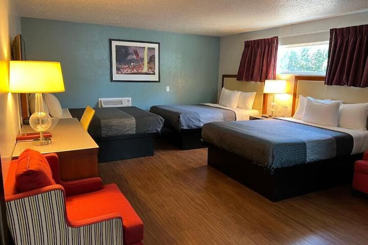 Room 11 of 29