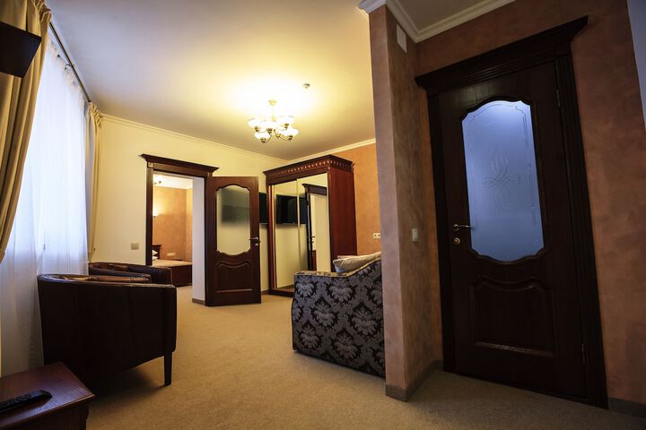 Room 25 of 53