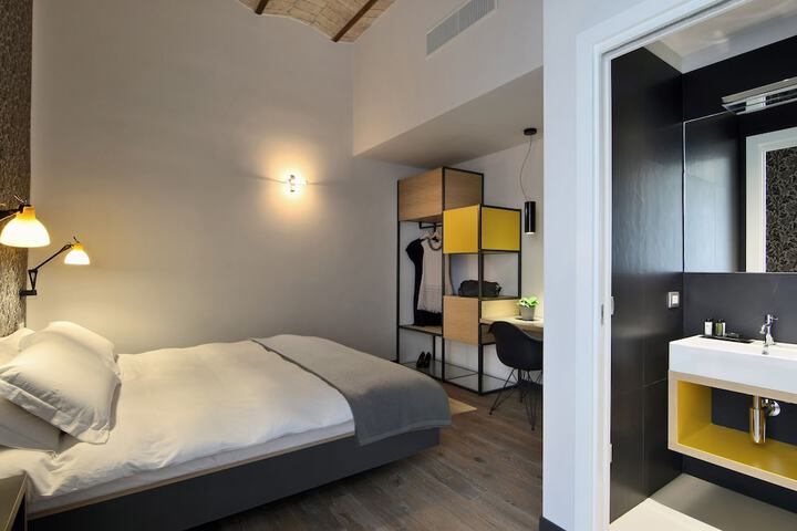 Room 101 of 167