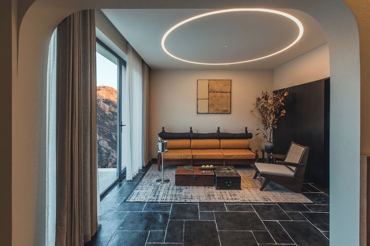 Room 35 of 115