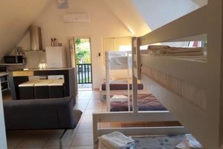 Room 6 of 20