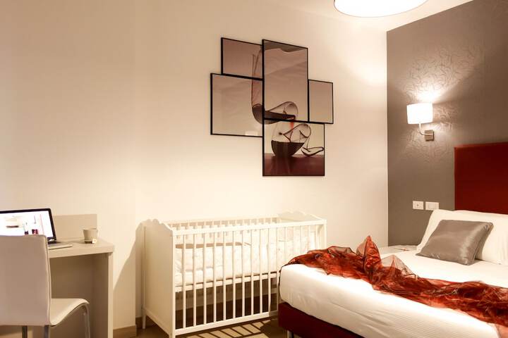Room 14 of 128