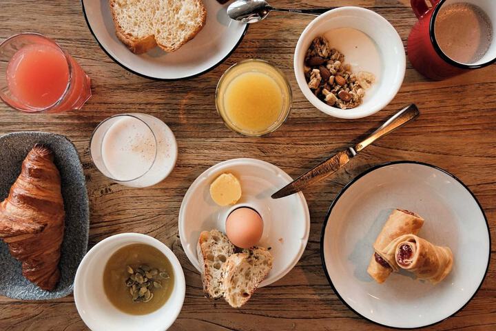 Breakfast buffet