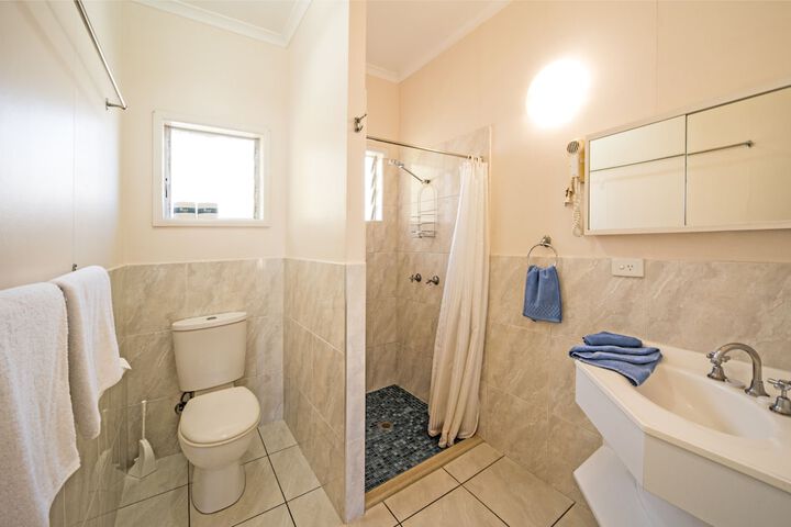 Room 14 of 27