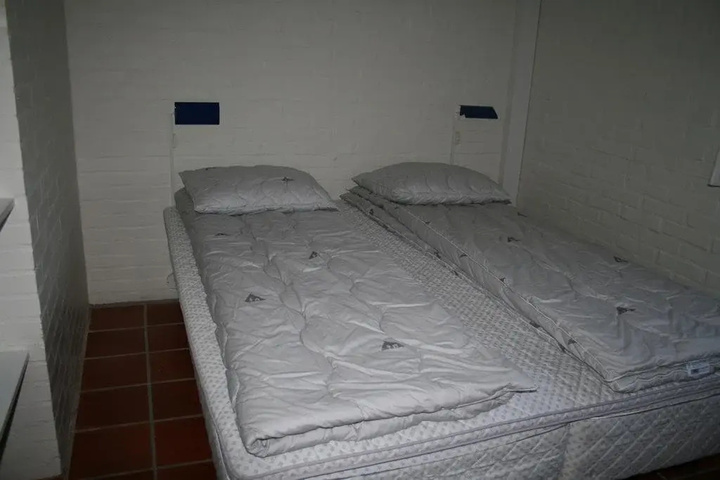 Room 2 of 12