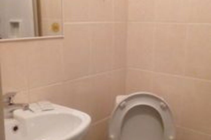 Room 2 of 19