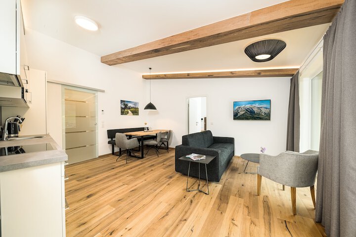 Room 25 of 68