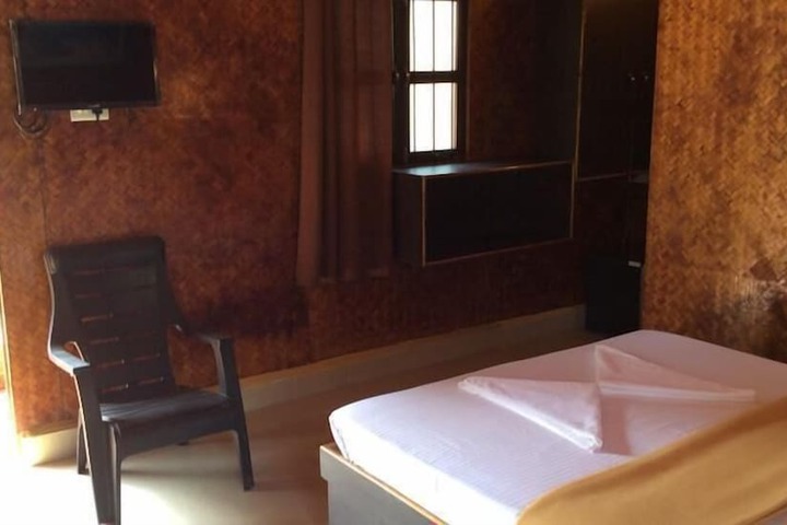 Room 16 of 35