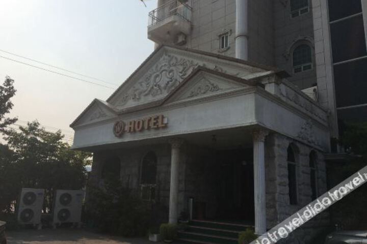 Yangpyeong W Hotel
