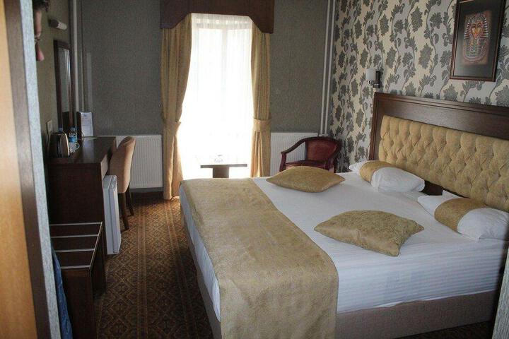 Room 7 of 23