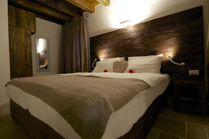 Room 10 of 67
