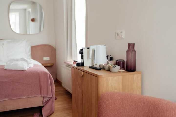 Room 3 of 26