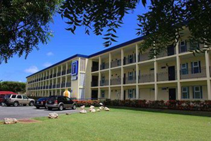 Faro Suites & Conference Center