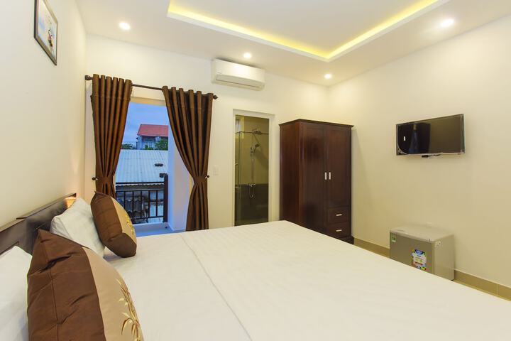 Room 14 of 35