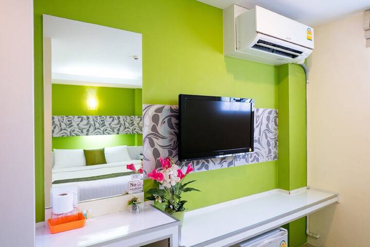 Room 29 of 67