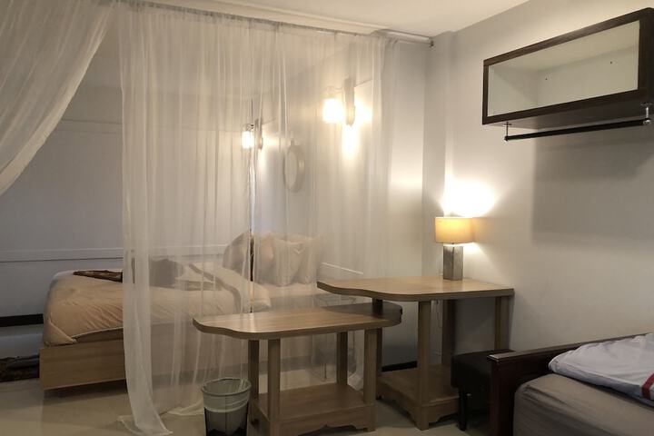 Room 43 of 66