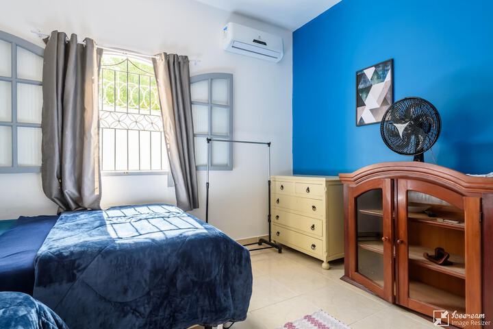 Room 32 of 201