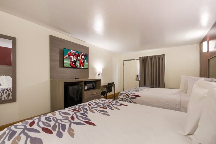 Room 13 of 34