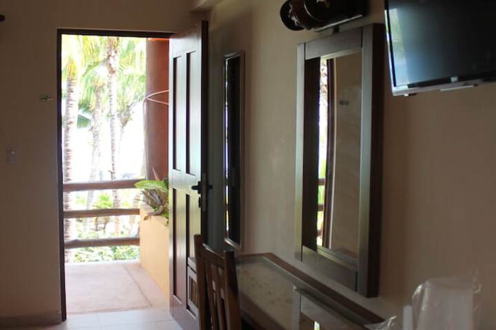 Room 21 of 50