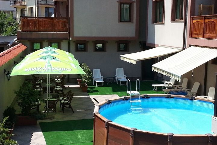 Pool 28 of 57