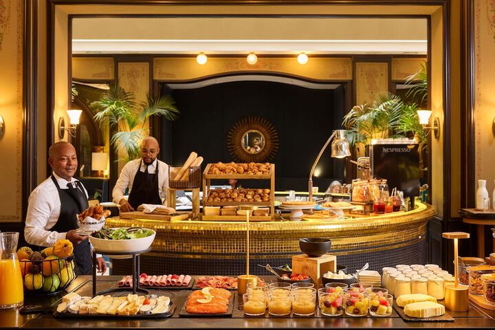 Breakfast/Coffee Service 79 of 121