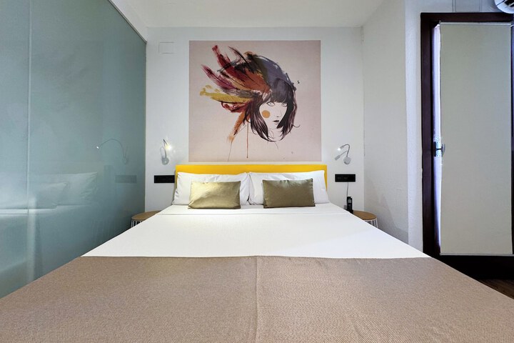 Room 74 of 97