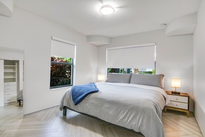 Room 4 of 23
