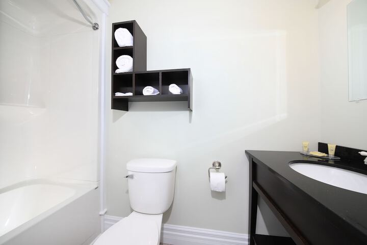 Room 44 of 55