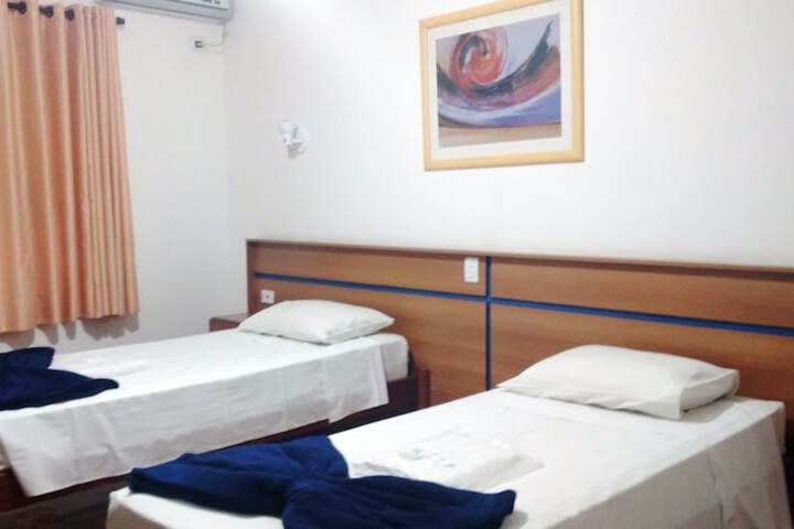Room 27 of 75