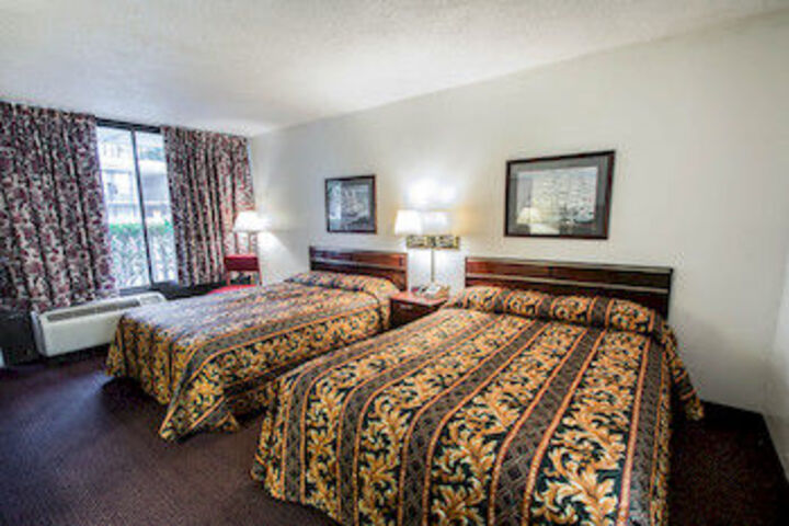 Room 20 of 51