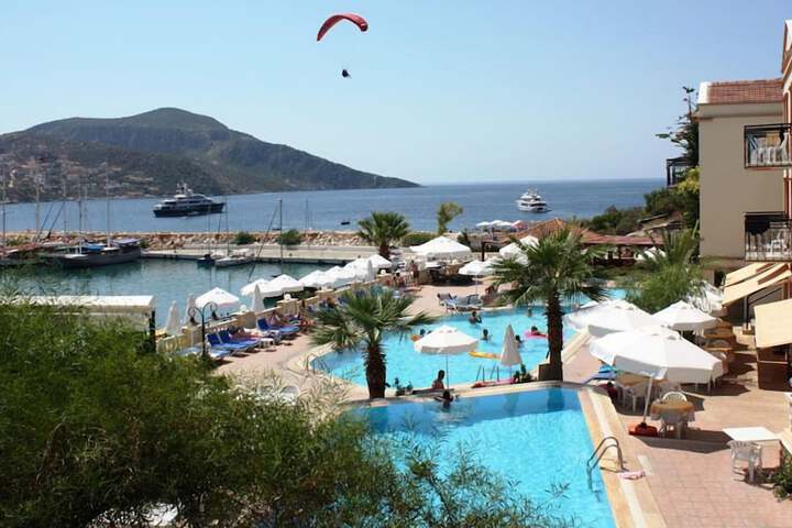 Pool Hotel