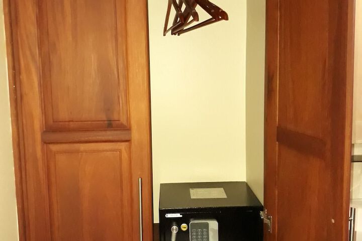 Room 22 of 87