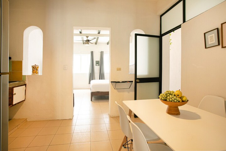 Room 14 of 65