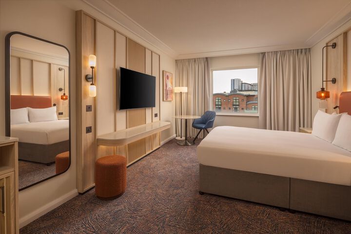 Room 22 of 150
