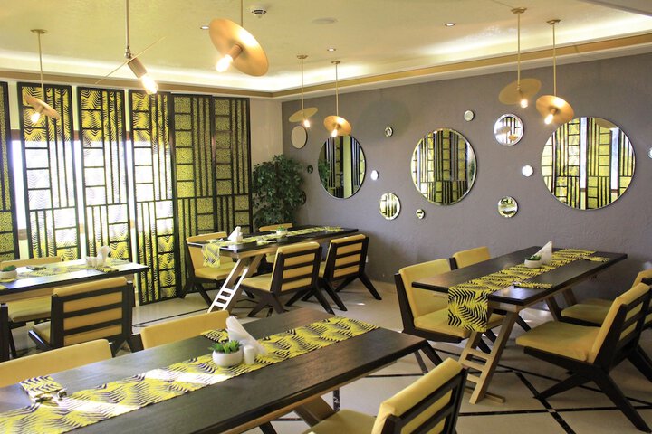 Dining 87 of 128