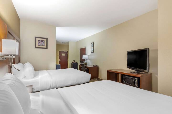 Suite Multiple Beds (14 of 15)