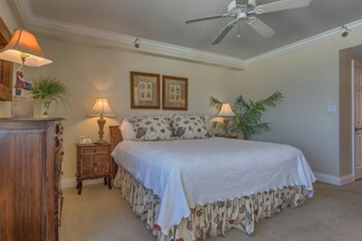Room 152 of 156