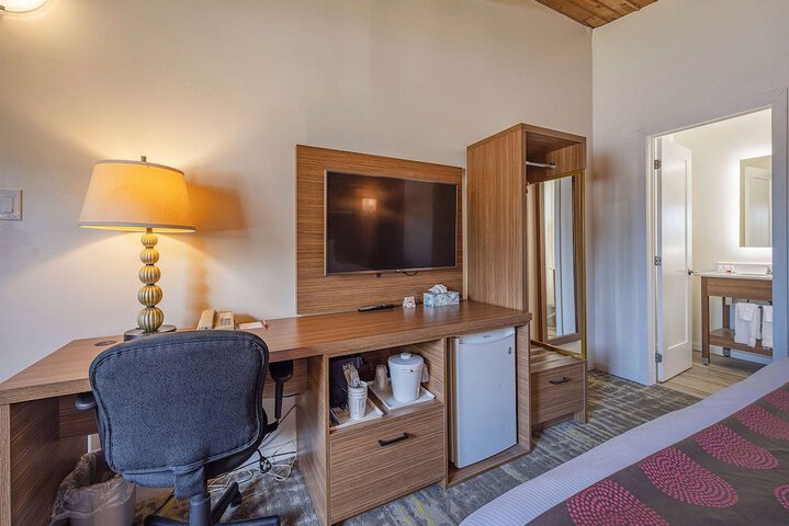 Room 7 of 46
