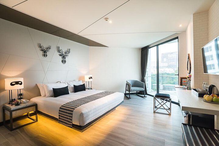 Room 43 of 92