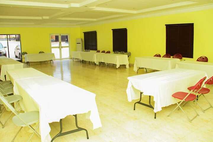 Ballroom/Hall 25 of 29