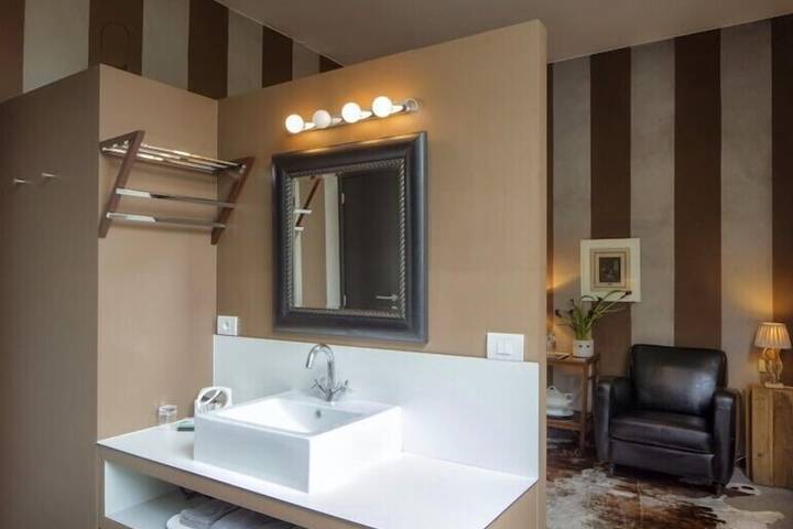 Bathroom Vanities